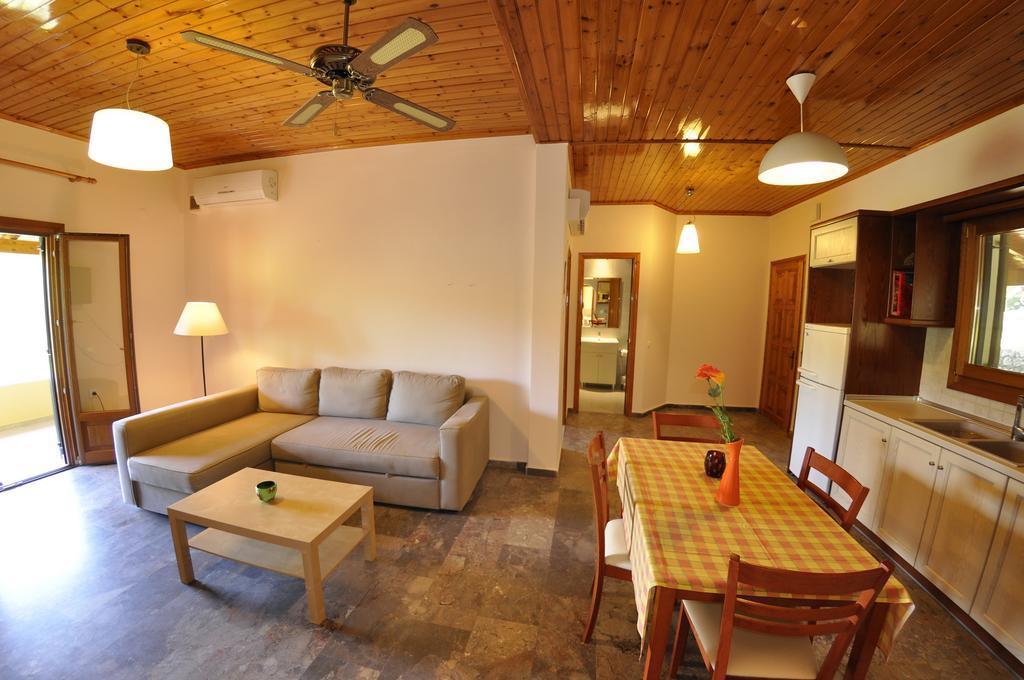 Afión Magdalini Apartments מראה חיצוני תמונה